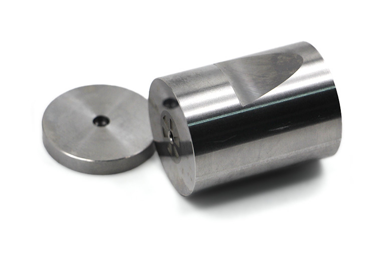 Multi-Station Cold Forging for One-Step Forming of Screw Heads and Threads with Advanced Cold Heading Die