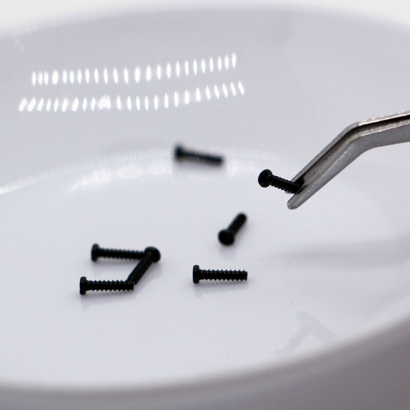 Nikel Plated Zinc Plated Black Oxide Micro Screw Precision Self-Tapping Screw untuk aplikasi industri